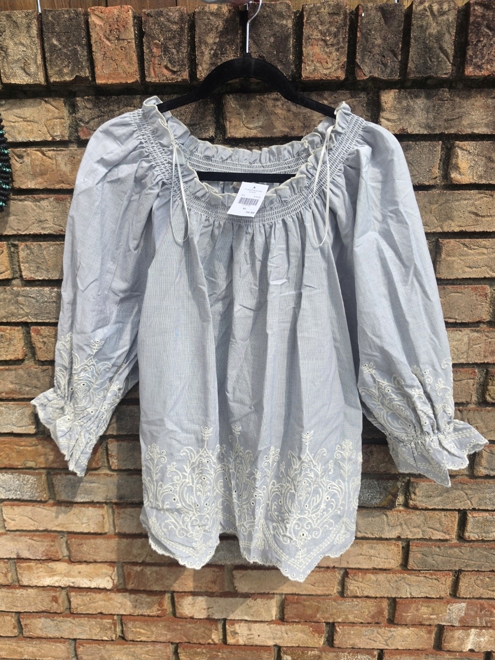 New Women's Blue Gray Boutique Pinstripe Shirt, RV $44 size XL